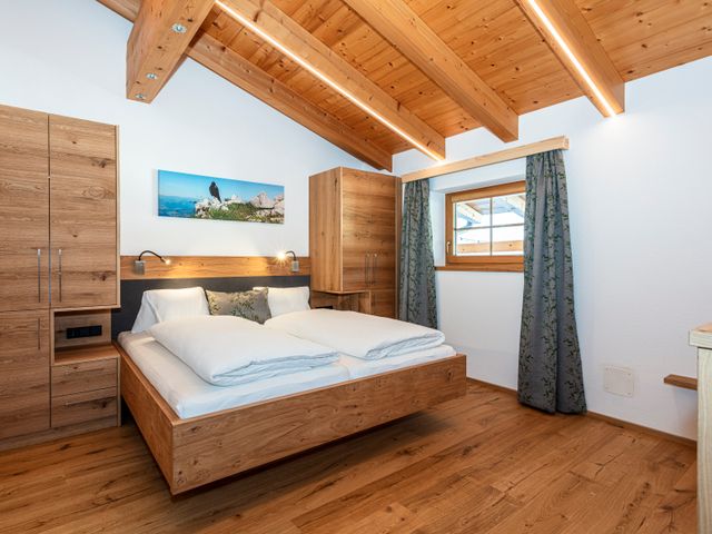 Ferienwohnungen Hausbacher